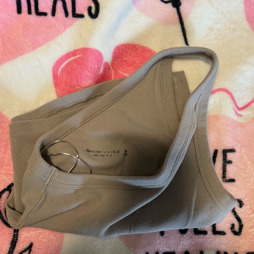 One-Shoulder Ribbed Tank Top - Picture 2 of 2